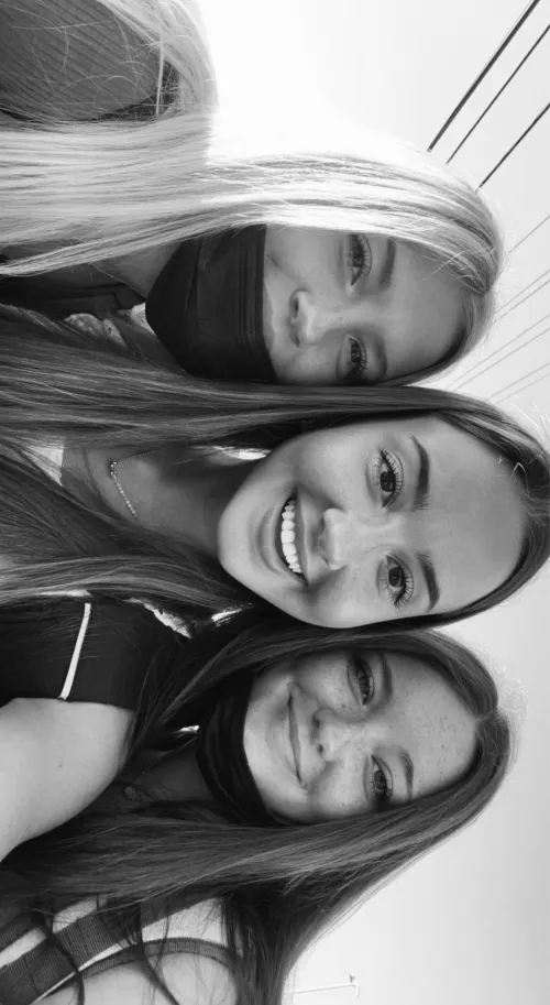 Dm me to play. I can feed pics of each girl. Let’s do this