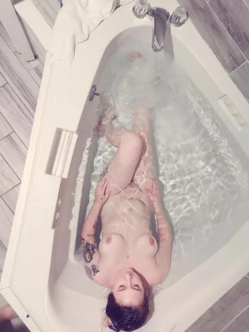 Do you like plus sized mom's?