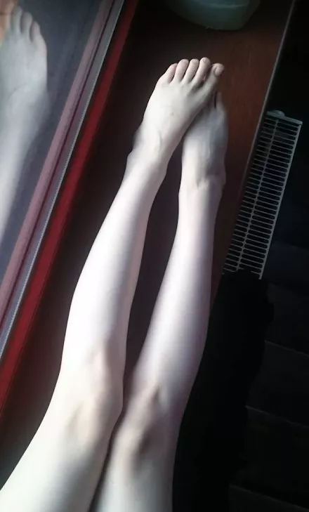 Hey, I'm new to this, was wondering what it means to have pretty feet. What constitutes an S-tier foot? Here are mine as a pfa