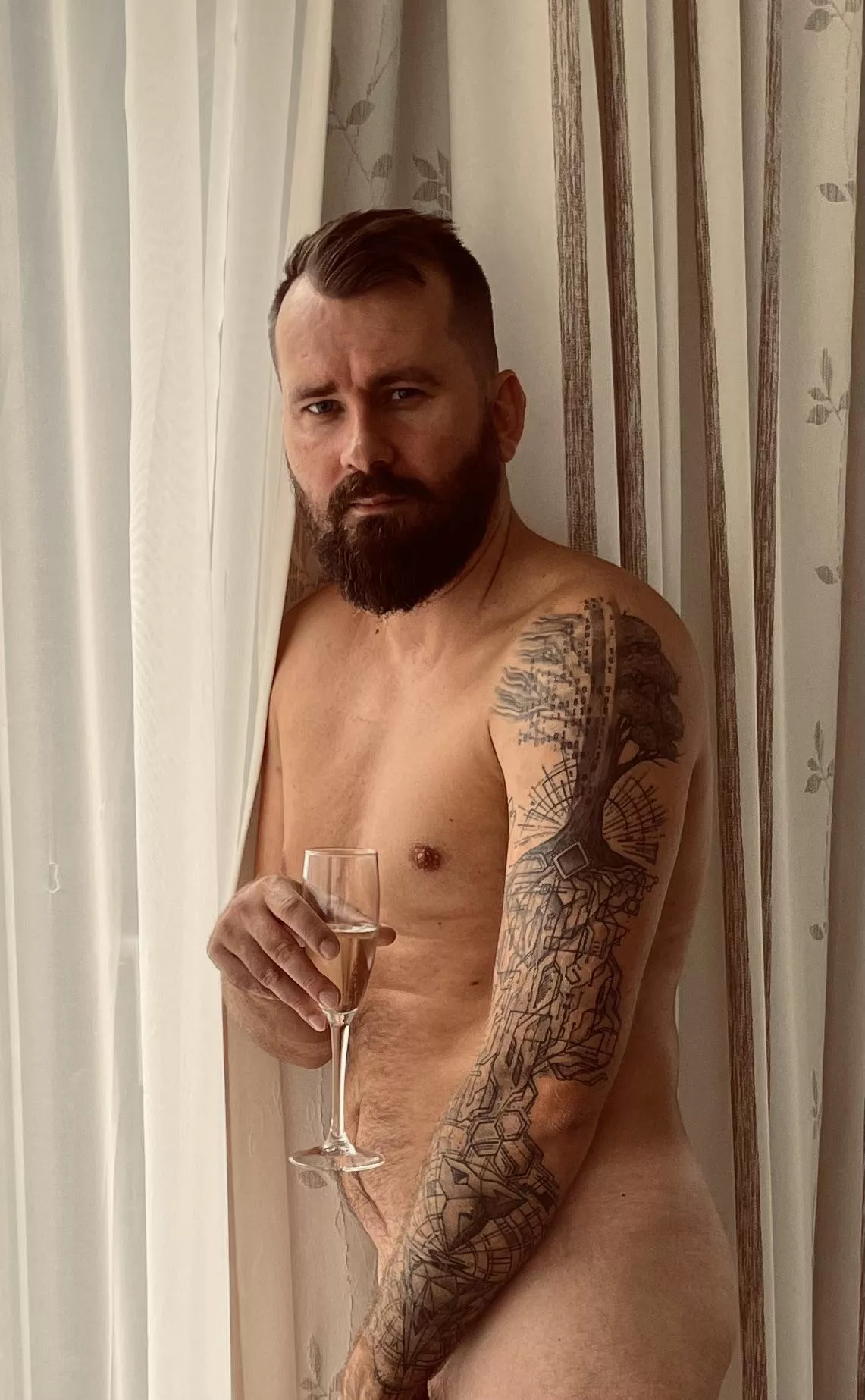 i not sure i am hot, but got tattoos for sure 😈😈