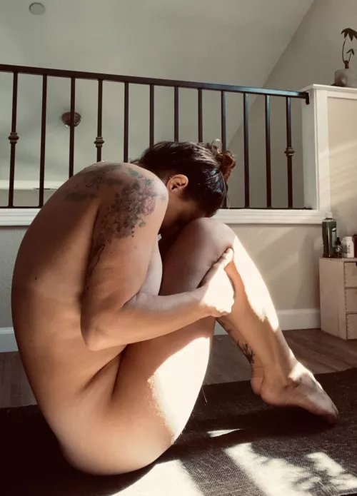 I release my day , I did my best, I deserve rest now, I am calm and peaceful