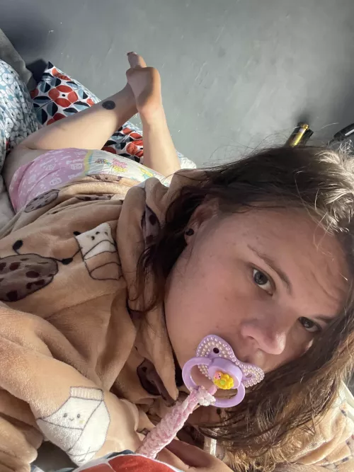 It’s been so long since I’ve been little, finally feels good to be back In nappies 😋