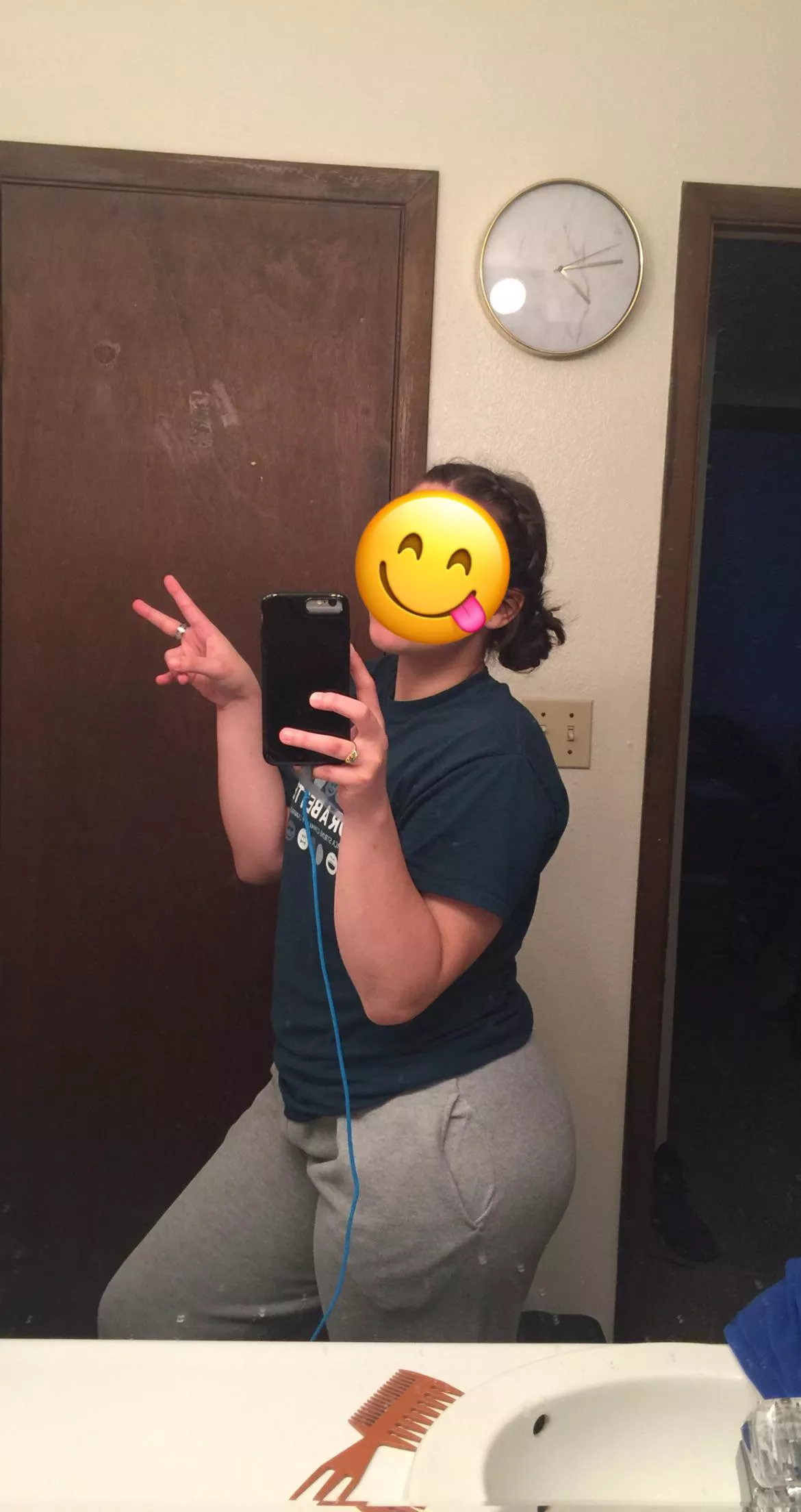 Looking for bbc to pay tribute to my wife 😈