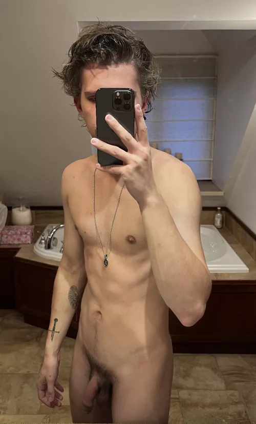 M26 153 5’10 - Feeling too skinny lately, should I try to gain some weight?