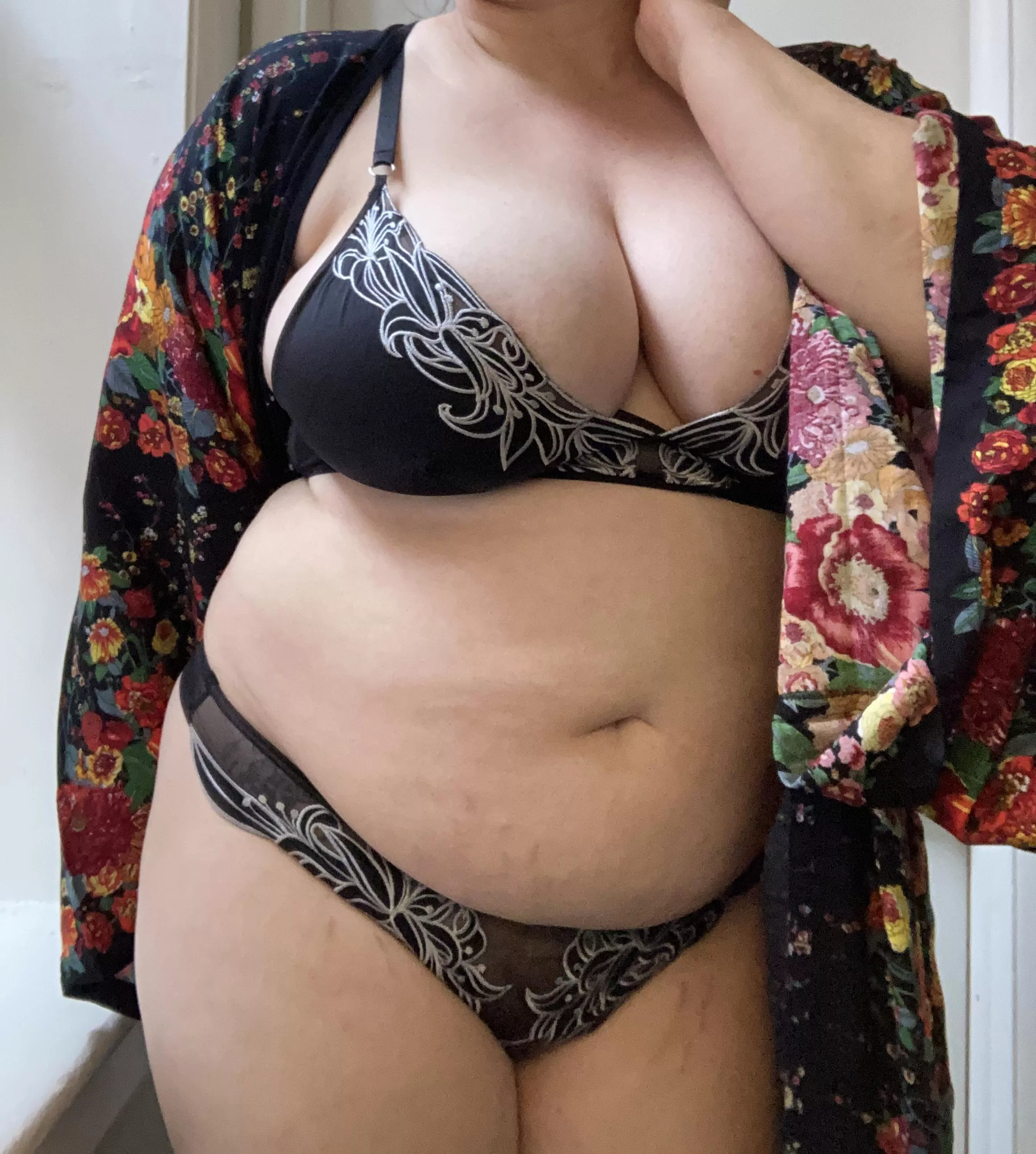 Mombod. I don’t have children, but I can be your mommy.