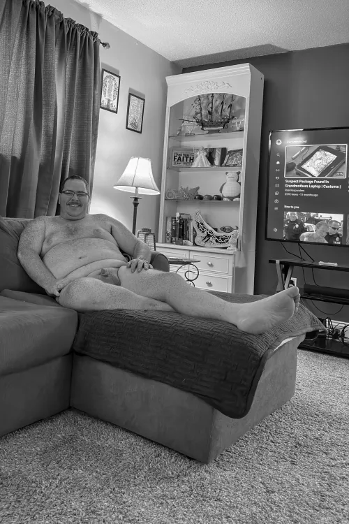 Monochrome Monday has arrived. Of course I’m spending it naked and still looking for a new job, hopefully a WFH job.