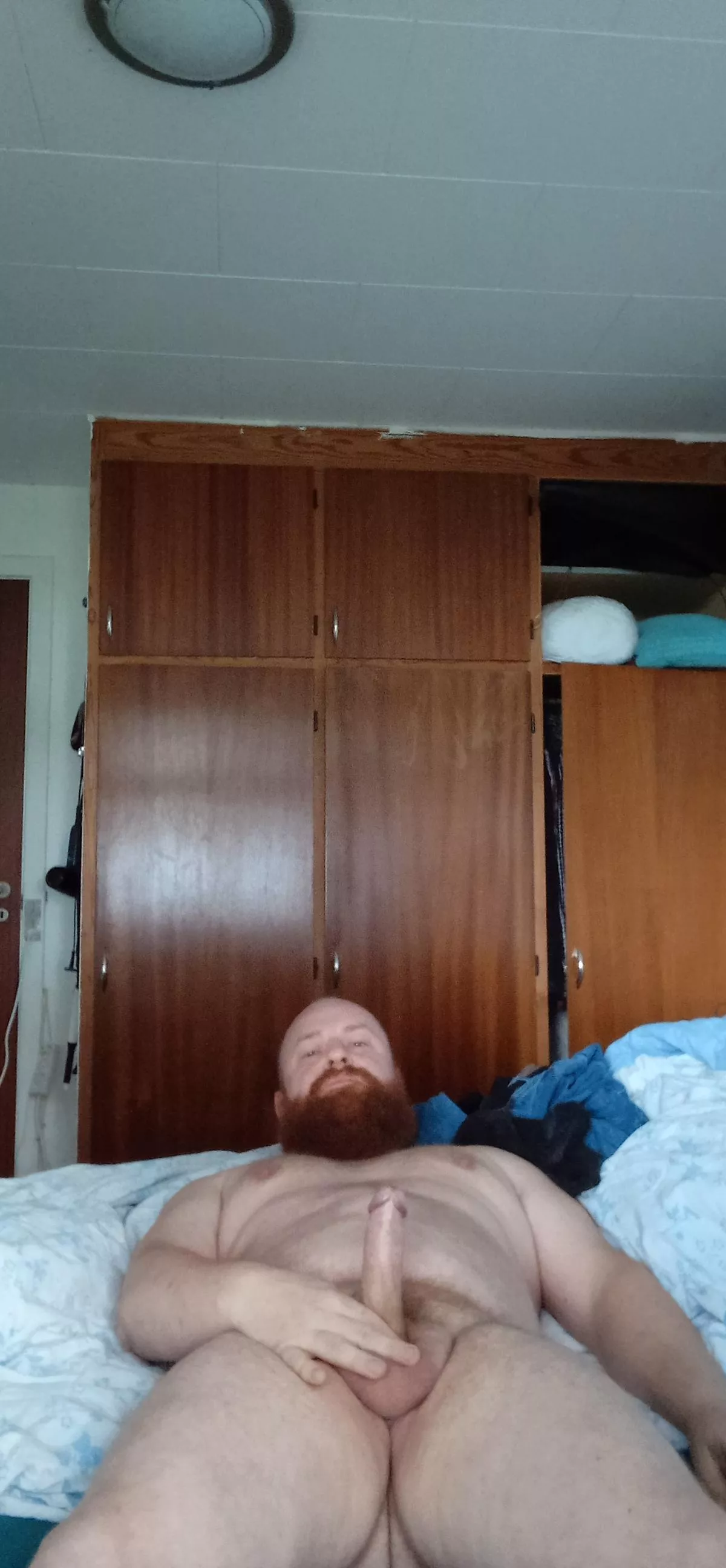 [42] Want me to be your chubby daddy 😏😘