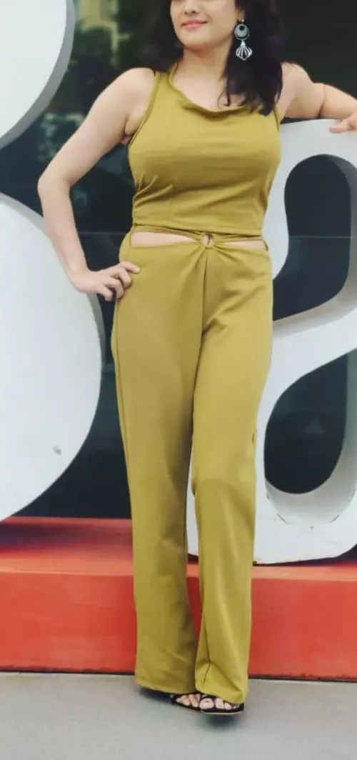 Banged her hard last night! My hot aunt! 👅