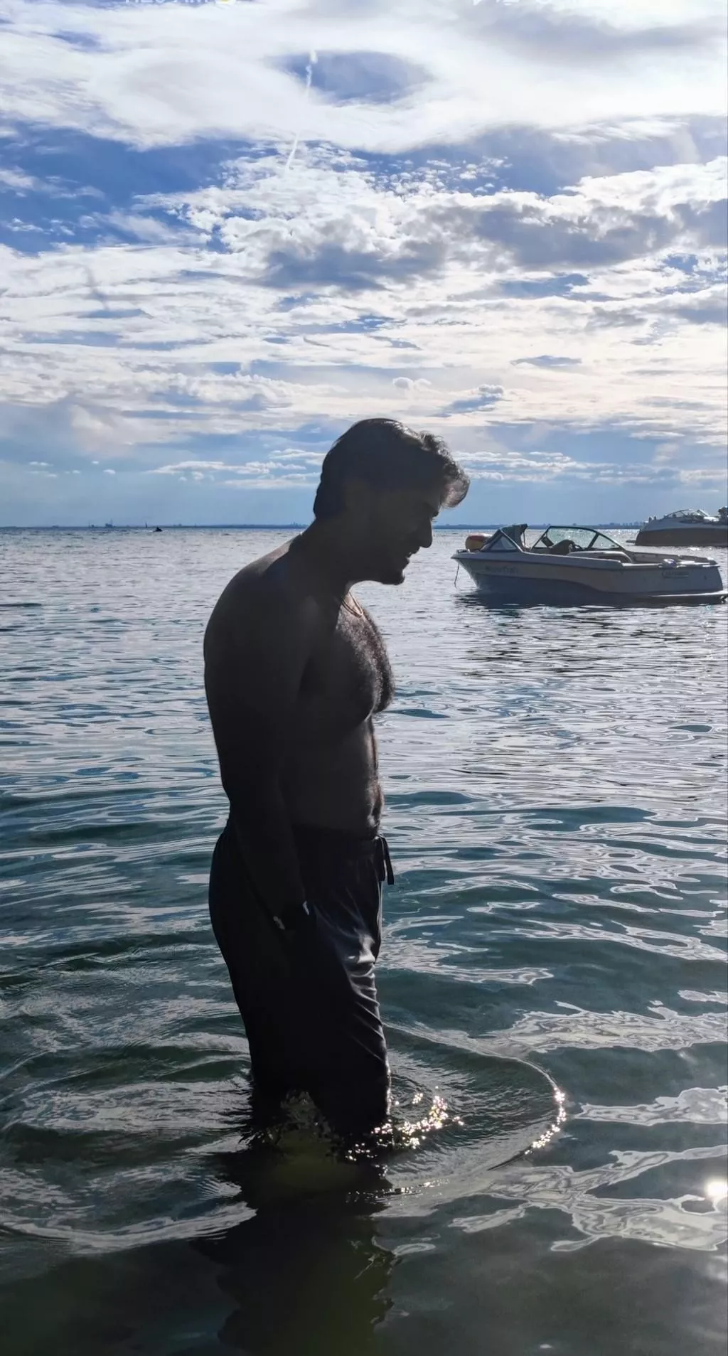 beach silhouette 👤