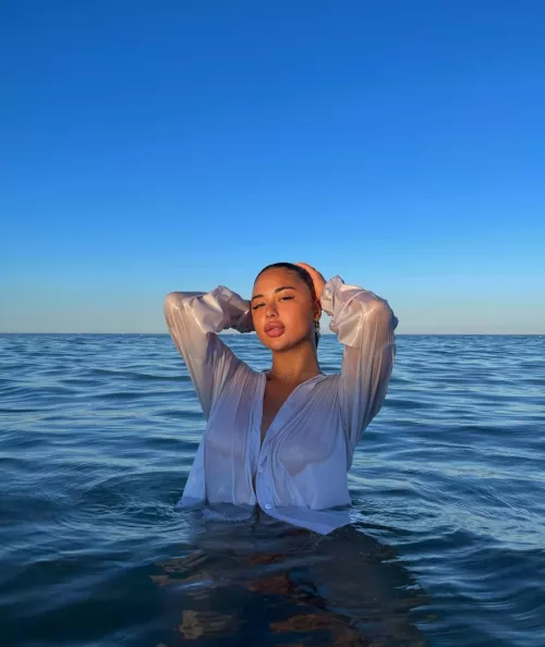 Can I send you nudes like these while you�re at work?