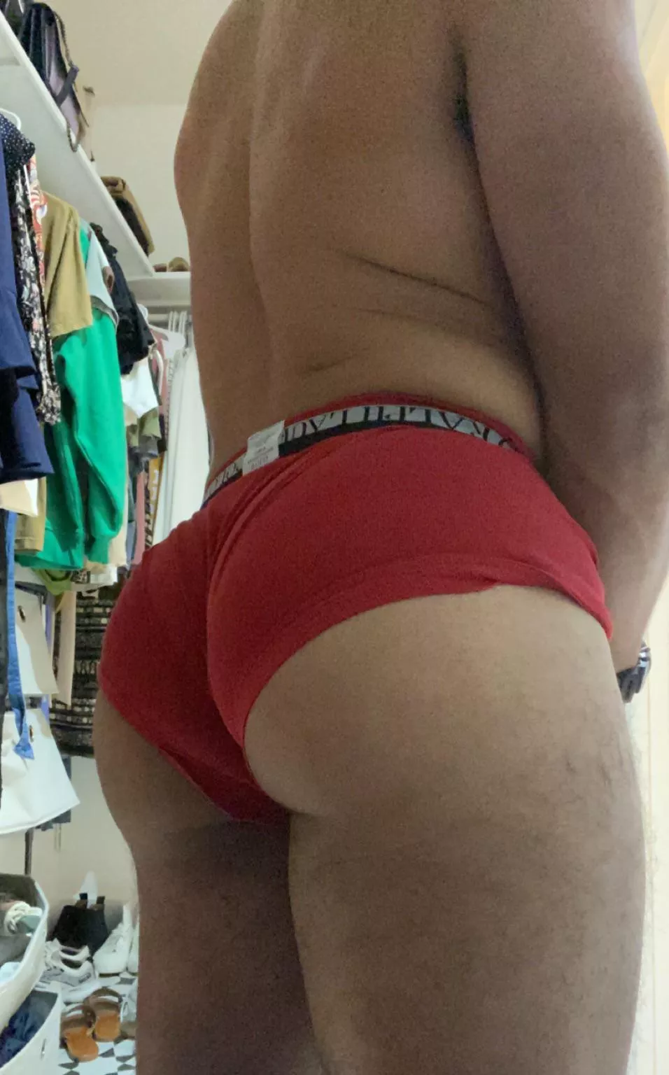 Cheeky in my Polo Ralph undies 😋