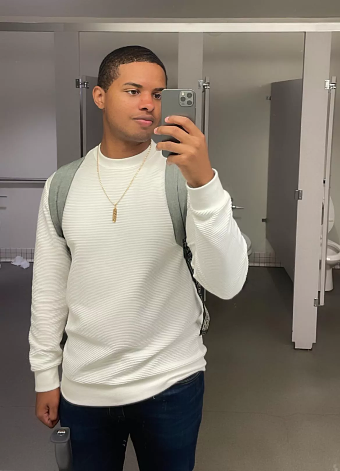 Happy Tuesday! Hmu if you’re handsome