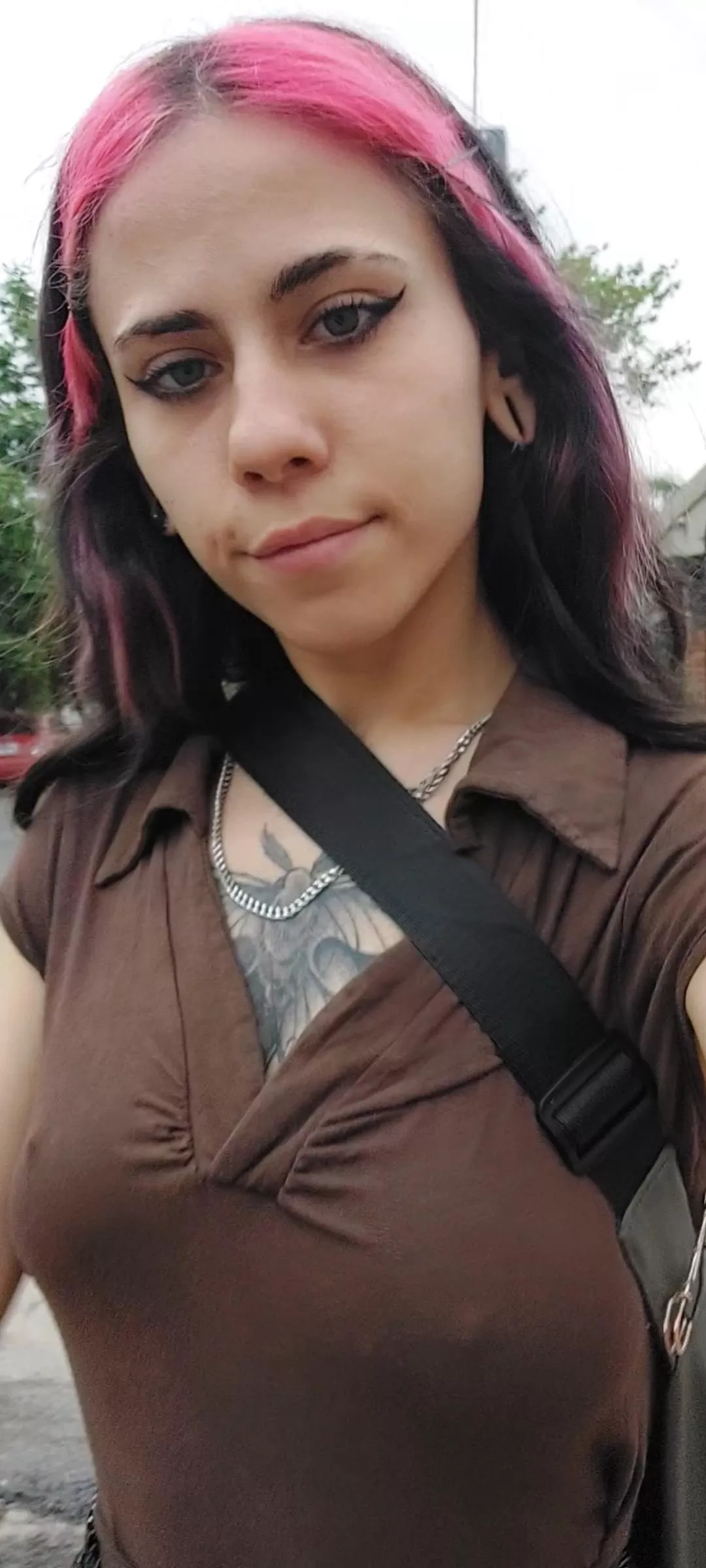 Hello there! This is my first post here, i never wear bra ;)