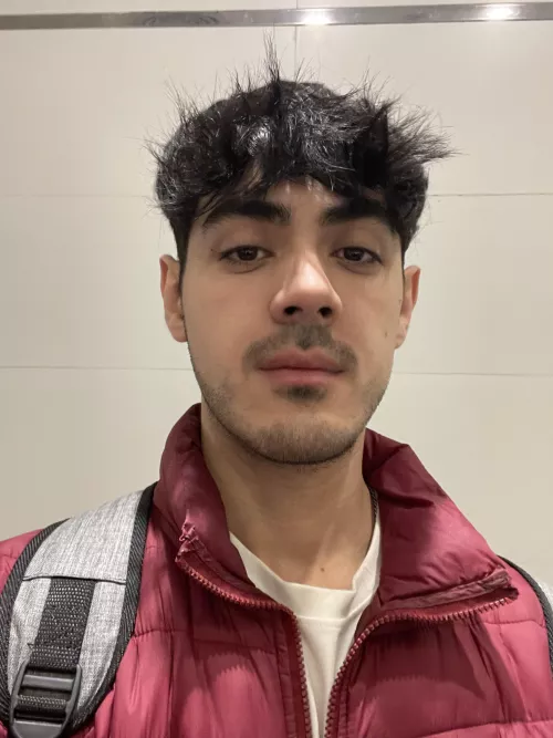 Hi sir in the job 🥲