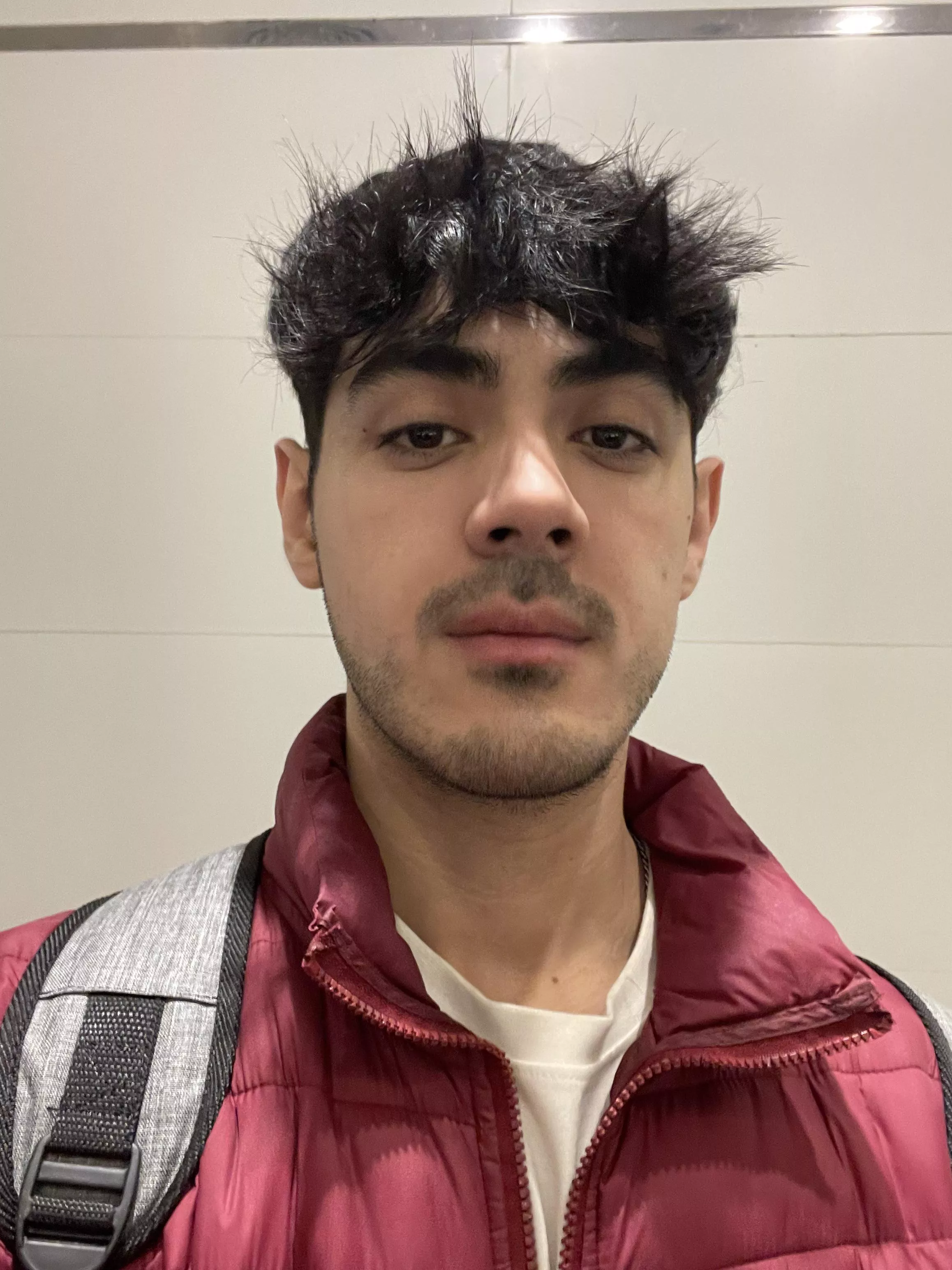 Hi sir in the job 🥲