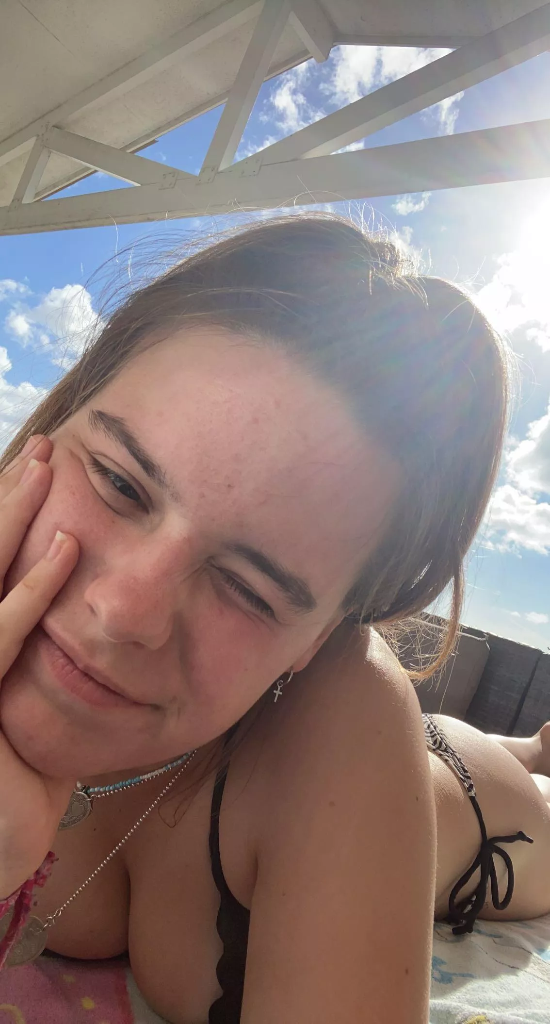 I always look better with cum all over my face😈