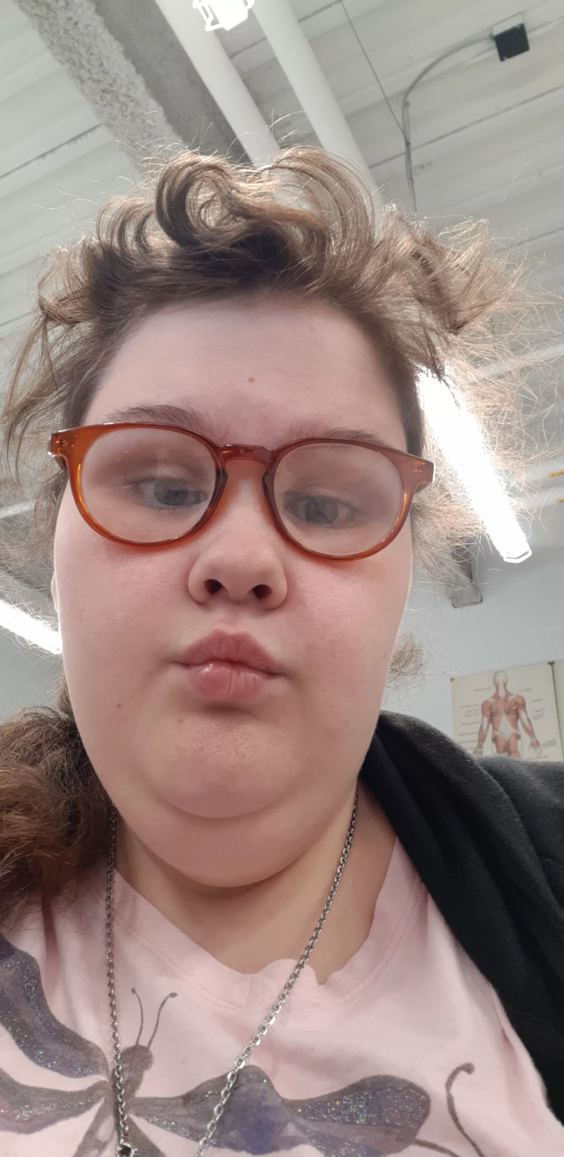 If you saw me in a library study would you come a talk with me or run away . WWYD ?