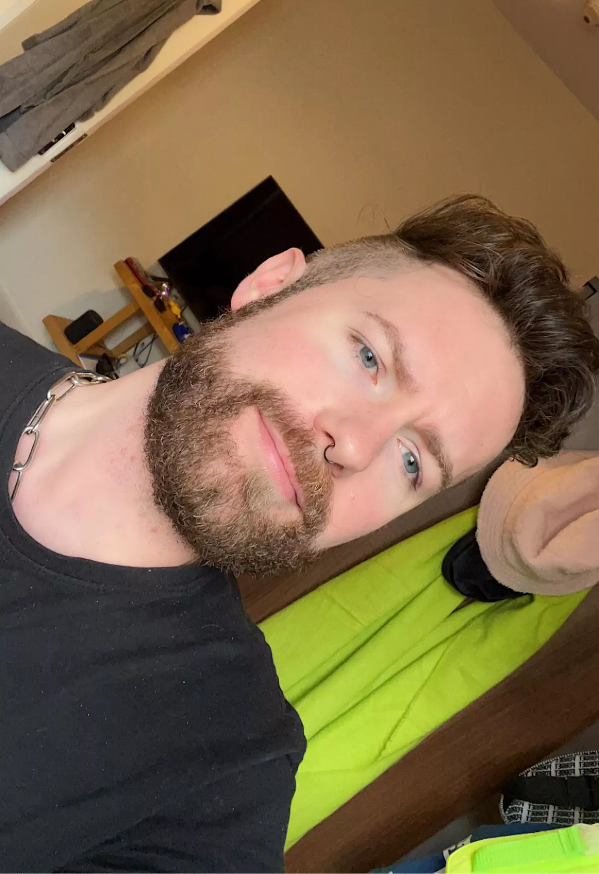 In true British fashion I politely paid for my haircut even though the length is still a little too long 🤪