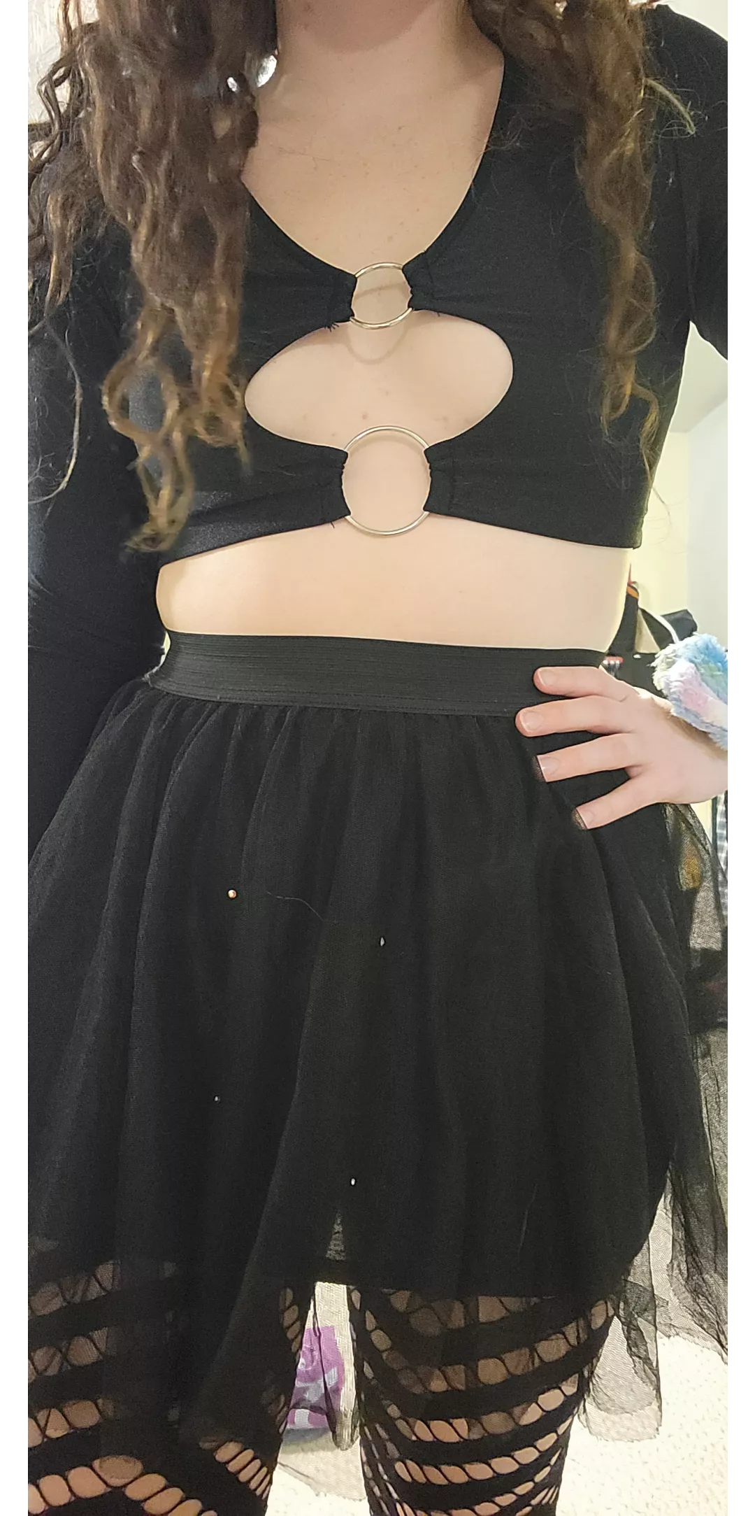 lil goth rave girl 🖤