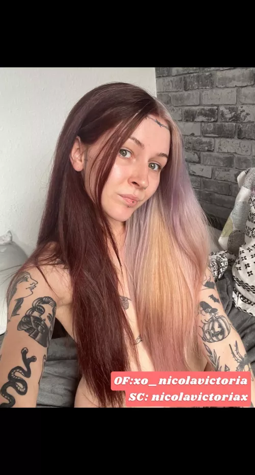 [SC]: nicolavictoriax💦OF: xo_nicolavictoria🍒very kink friendly switch🍑let me play with you😈