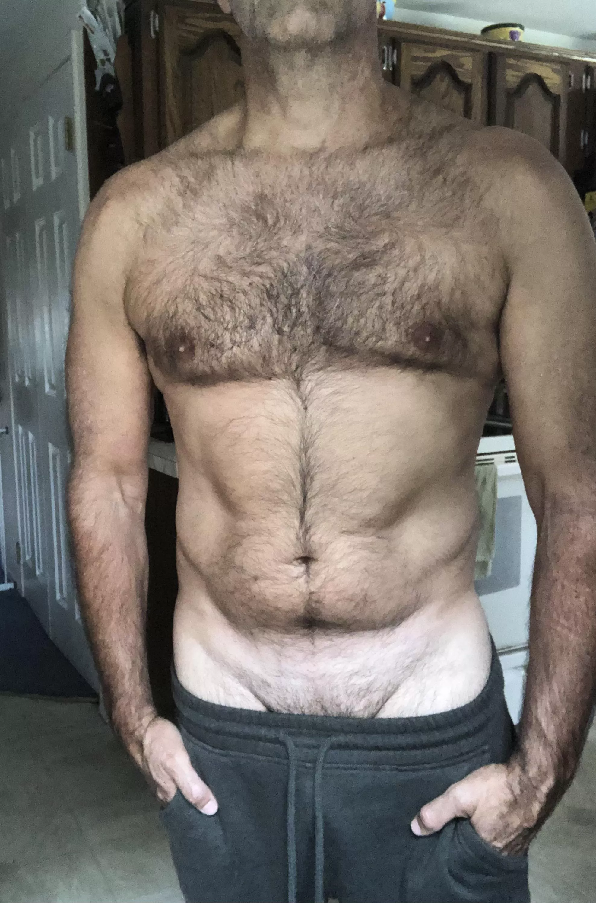 The cooler weather has arrived. Does that mean less skin? 😱