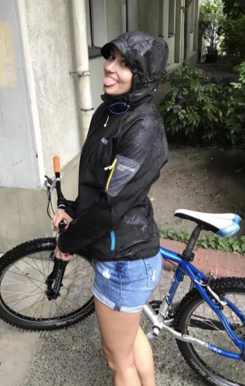 Yep, even my undies got soaking wet. Waaait… did I even wear some?