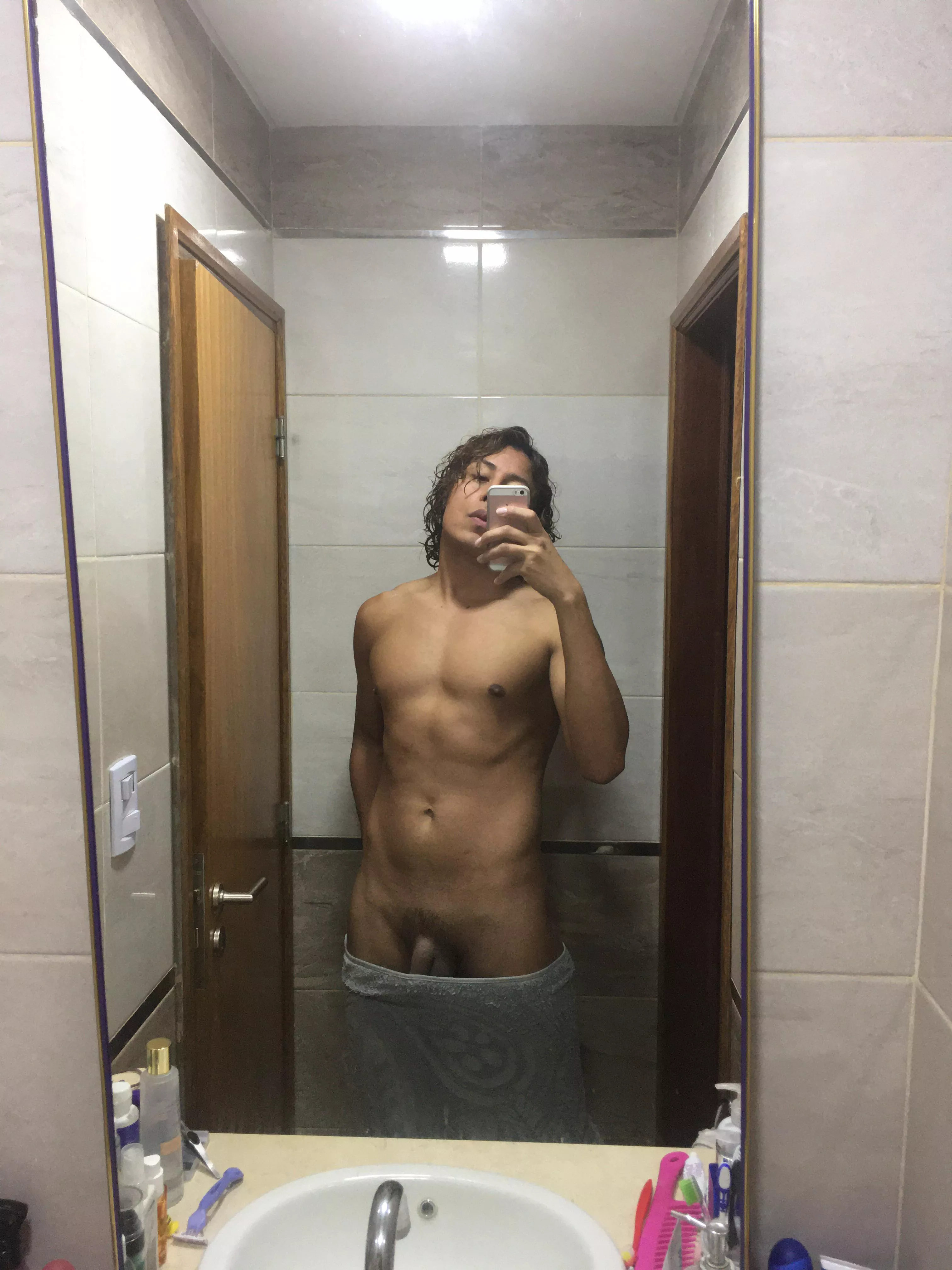 Your Latin sugar baby.. this is Paraguay 🇵🇾, link in bio for access to onlyfans and xvideos profile
