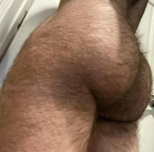 24 in shape with a big furry bubble butt. DM me