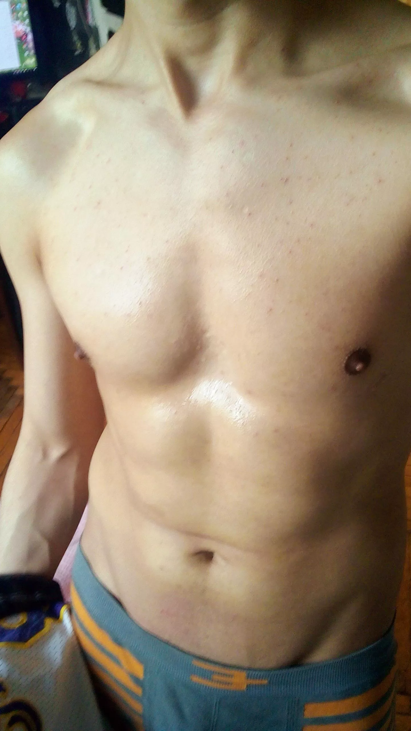 After workout pic, would u like to see my surprise underneath my underwear? 😈