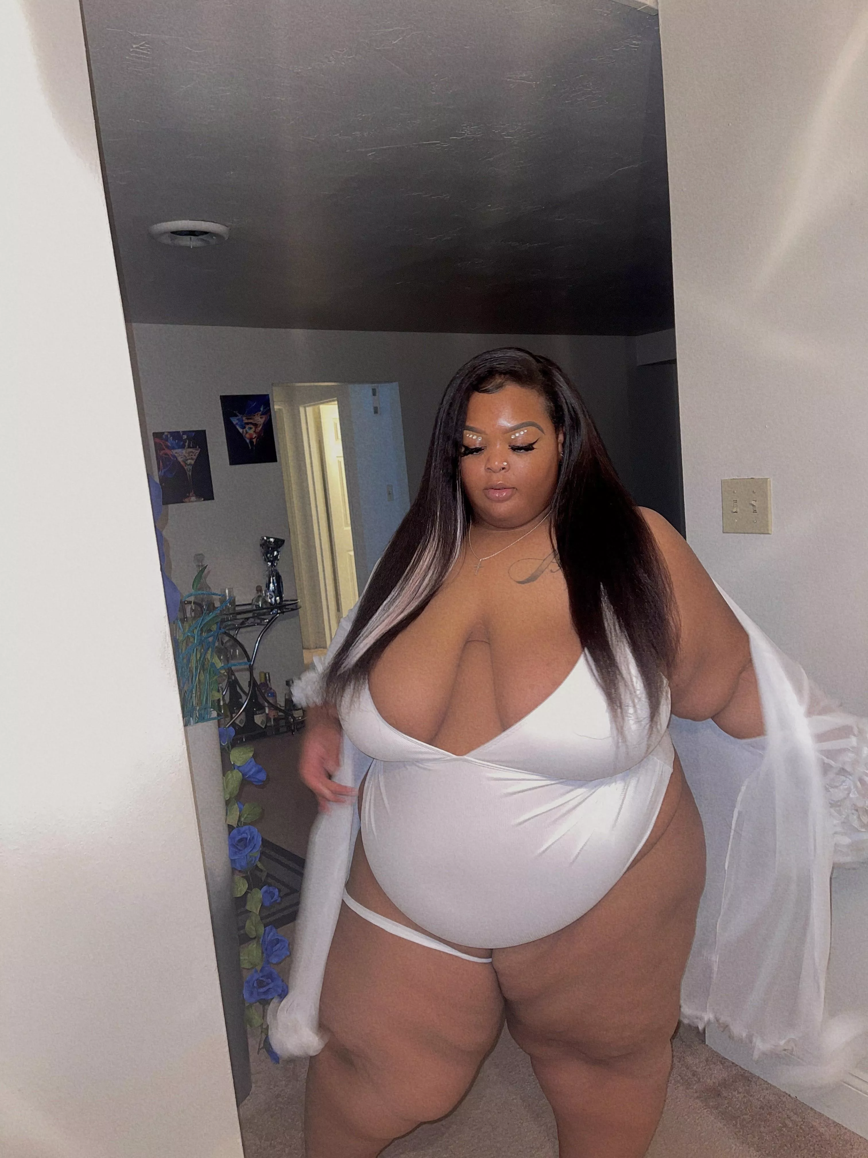 Been a while but I’m back 😇🤍