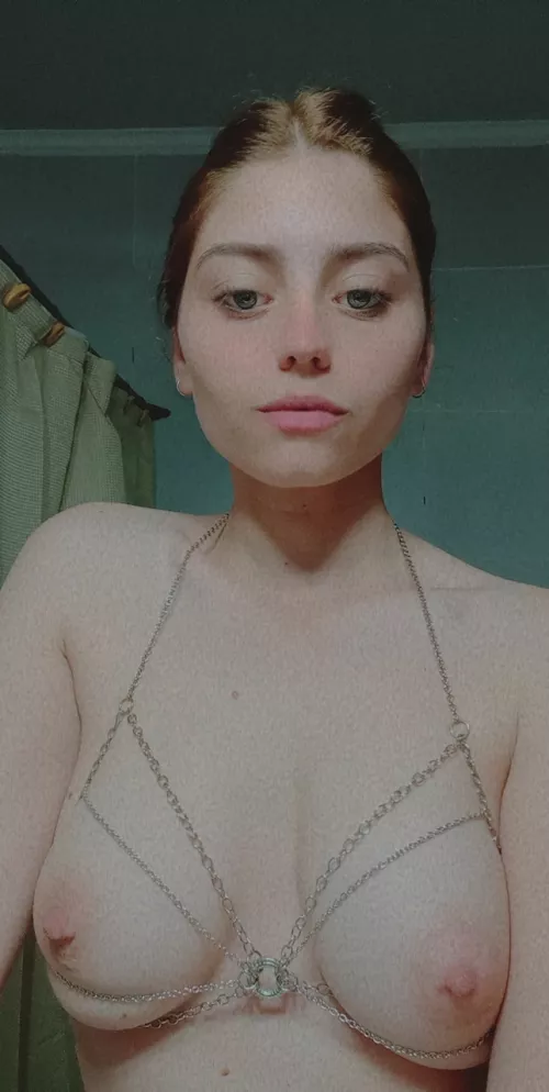 [domme] Your little shrimp could never slide between my add and tits✨️💅🏽