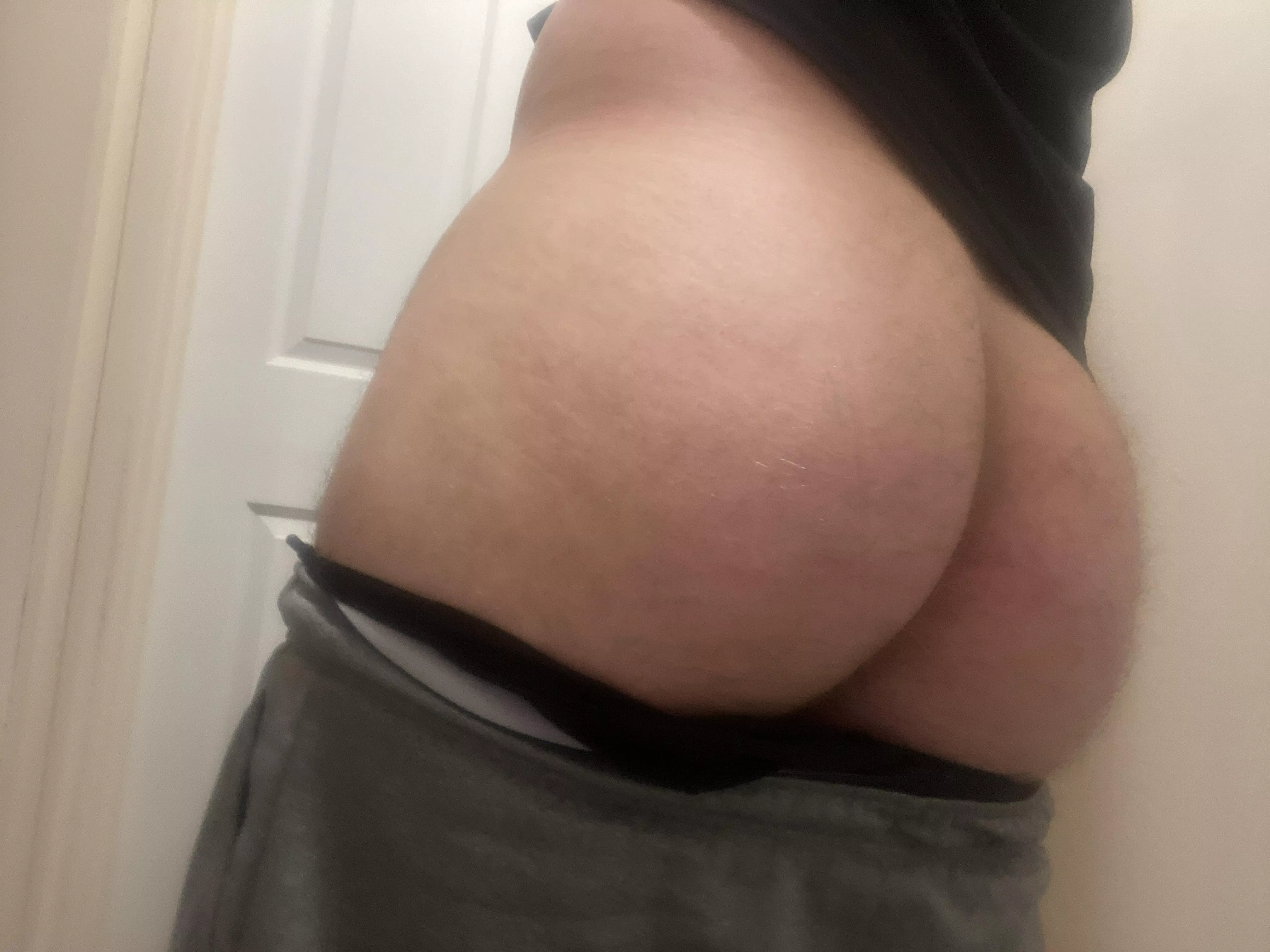 Even as a man my ass is fatter than most girls 😂