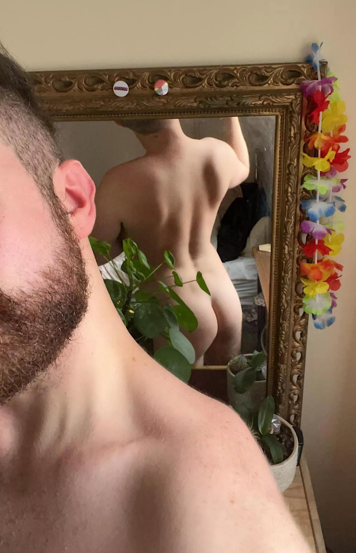 First post here 🫣 keeping it mild, ft. Unsymmetrical ass tan