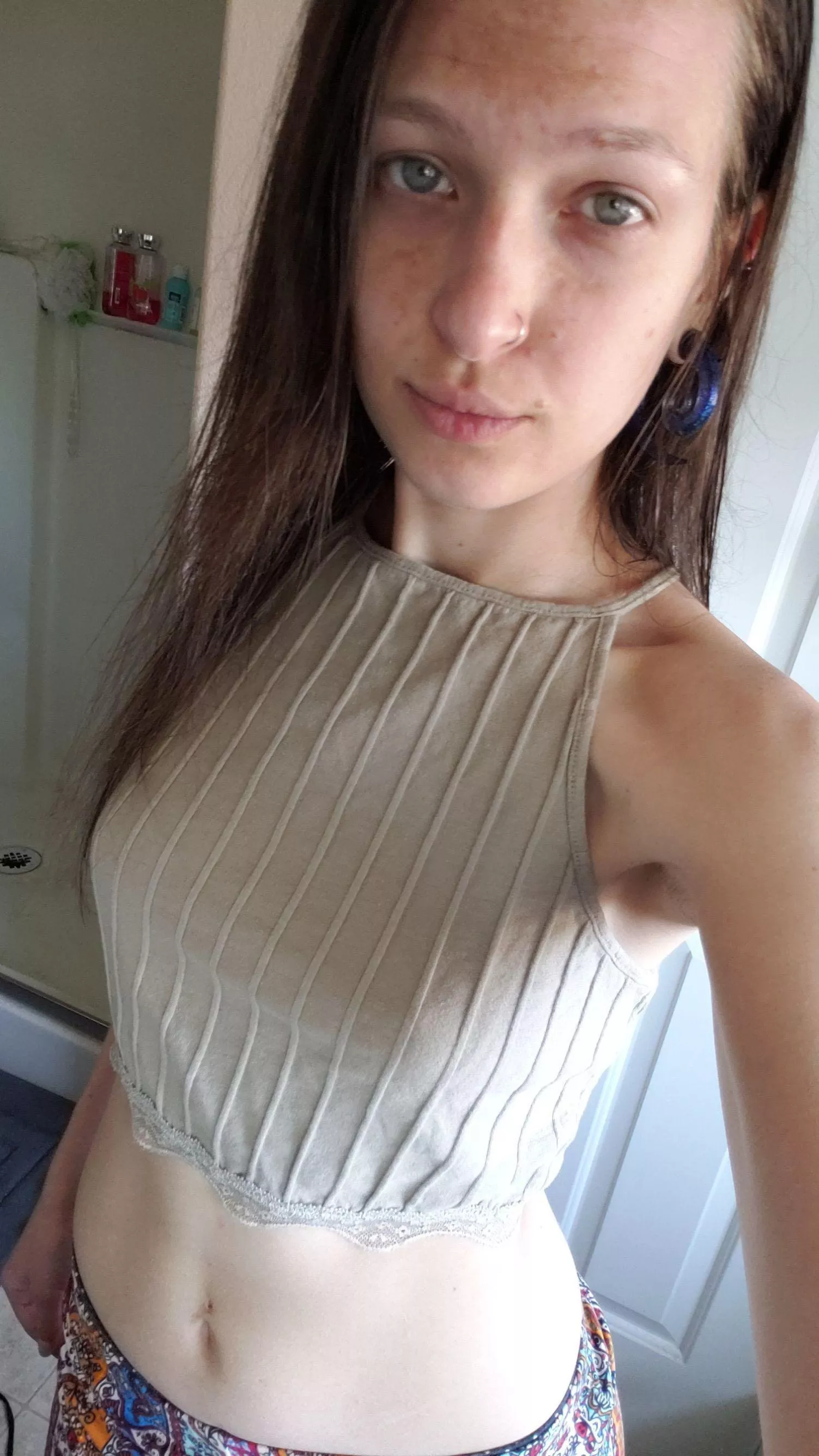 I don’t normally post “face photos” but I like this one so I thought hey why not 🤷‍♀️