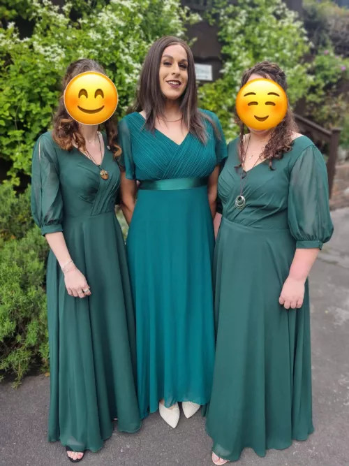 I got to be a bridesmaid! Most guests had no clue!🤘