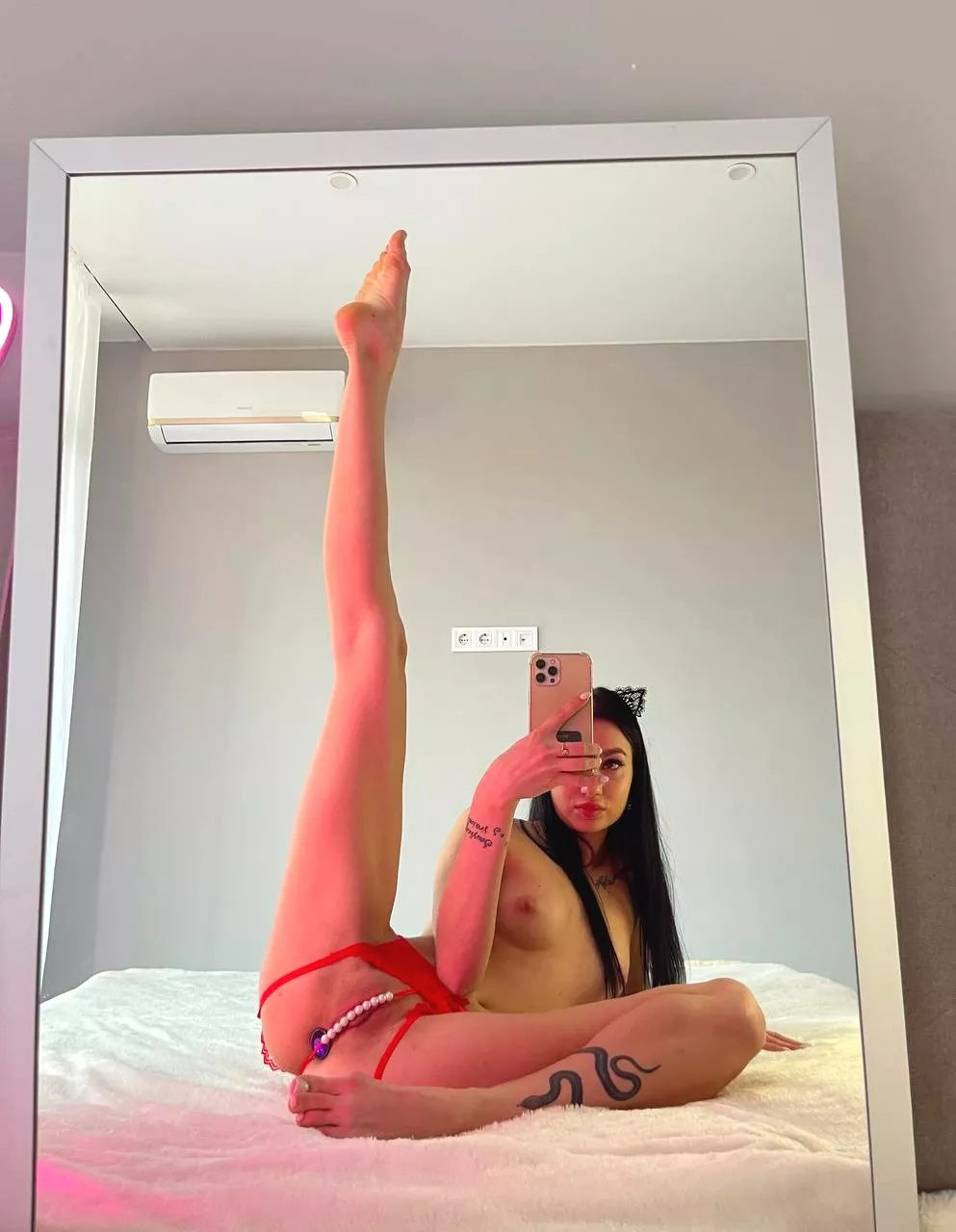 I like spreading my butt before sit on face