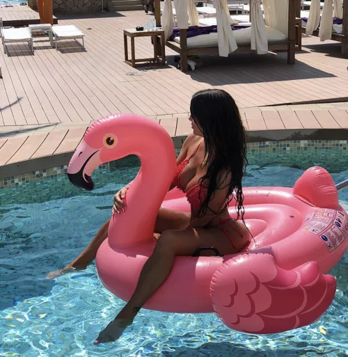 I like the sun rays in this picture [f]