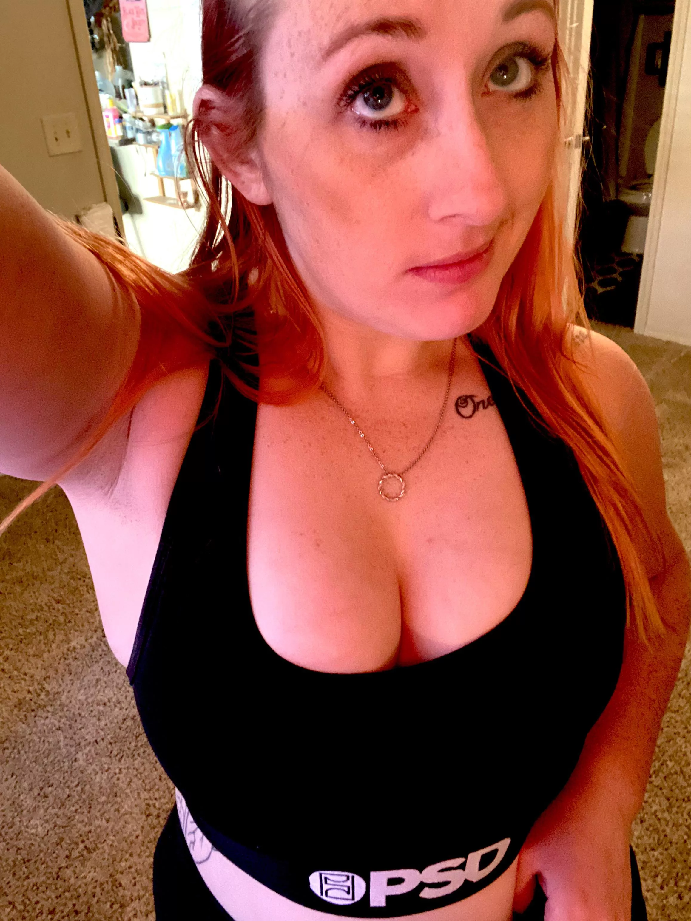 New sets incoming… (26F) 😉😈