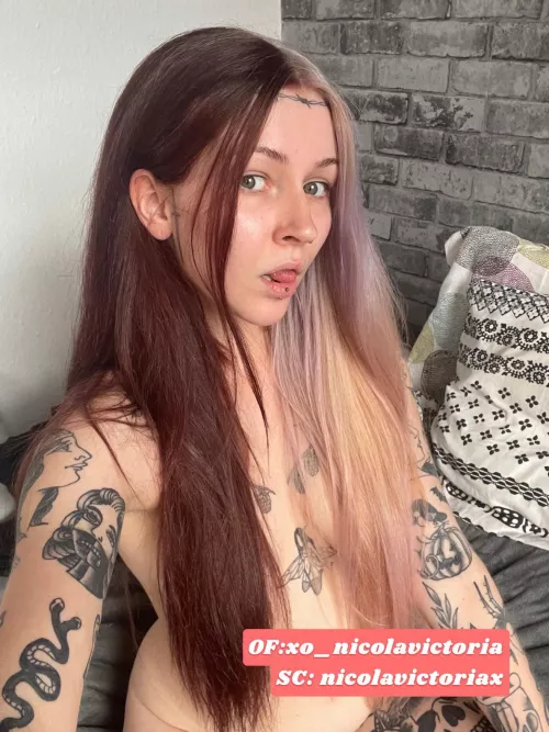 [SC]: nicolavictoriax💦OF: xo_nicolavictoria🍒very kink friendly switch🍑let me play with you😈
