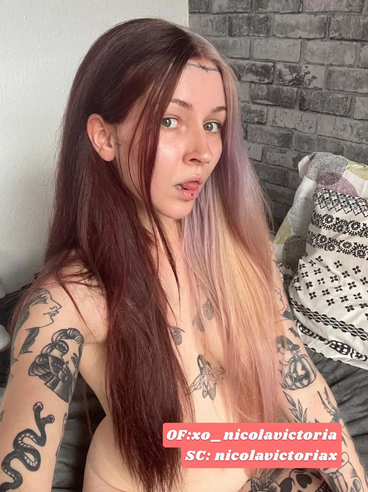 [SC]: nicolavictoriax💦OF: xo_nicolavictoria🍒very kink friendly switch🍑let me play with you😈