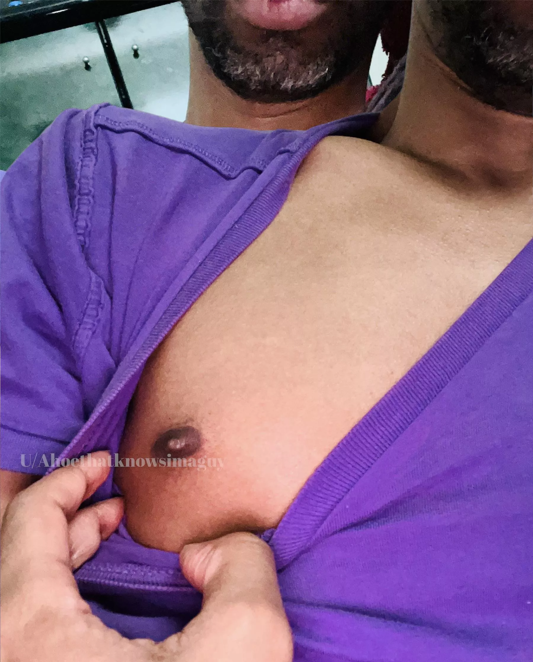 Wanna suck on my Hershey kisses🍫? Click on the link😈💙🤍 in my comments to see more of my nipples👇🏾