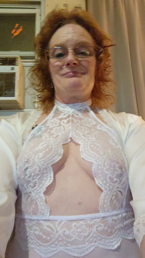 Wearing something sexy tonightF(53)