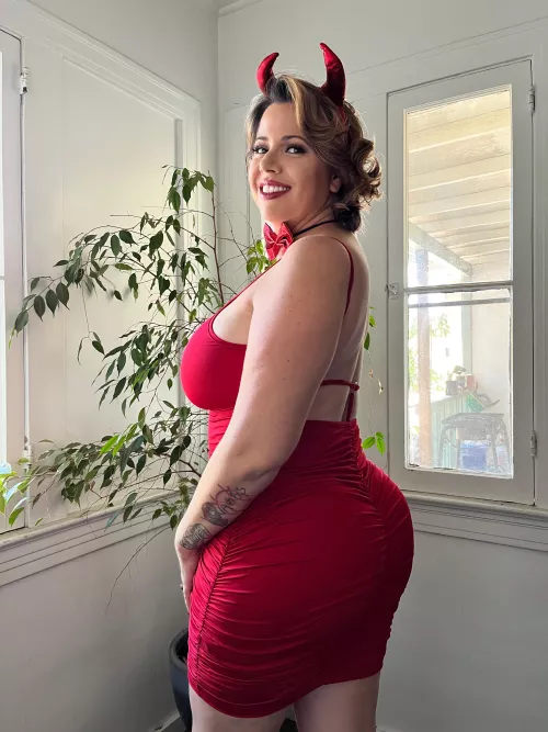 When no one is home I get to play dress up.