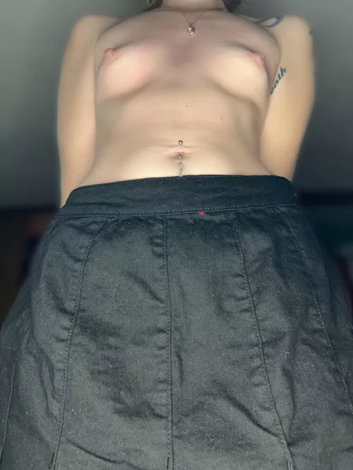 [26F] Small but perky!