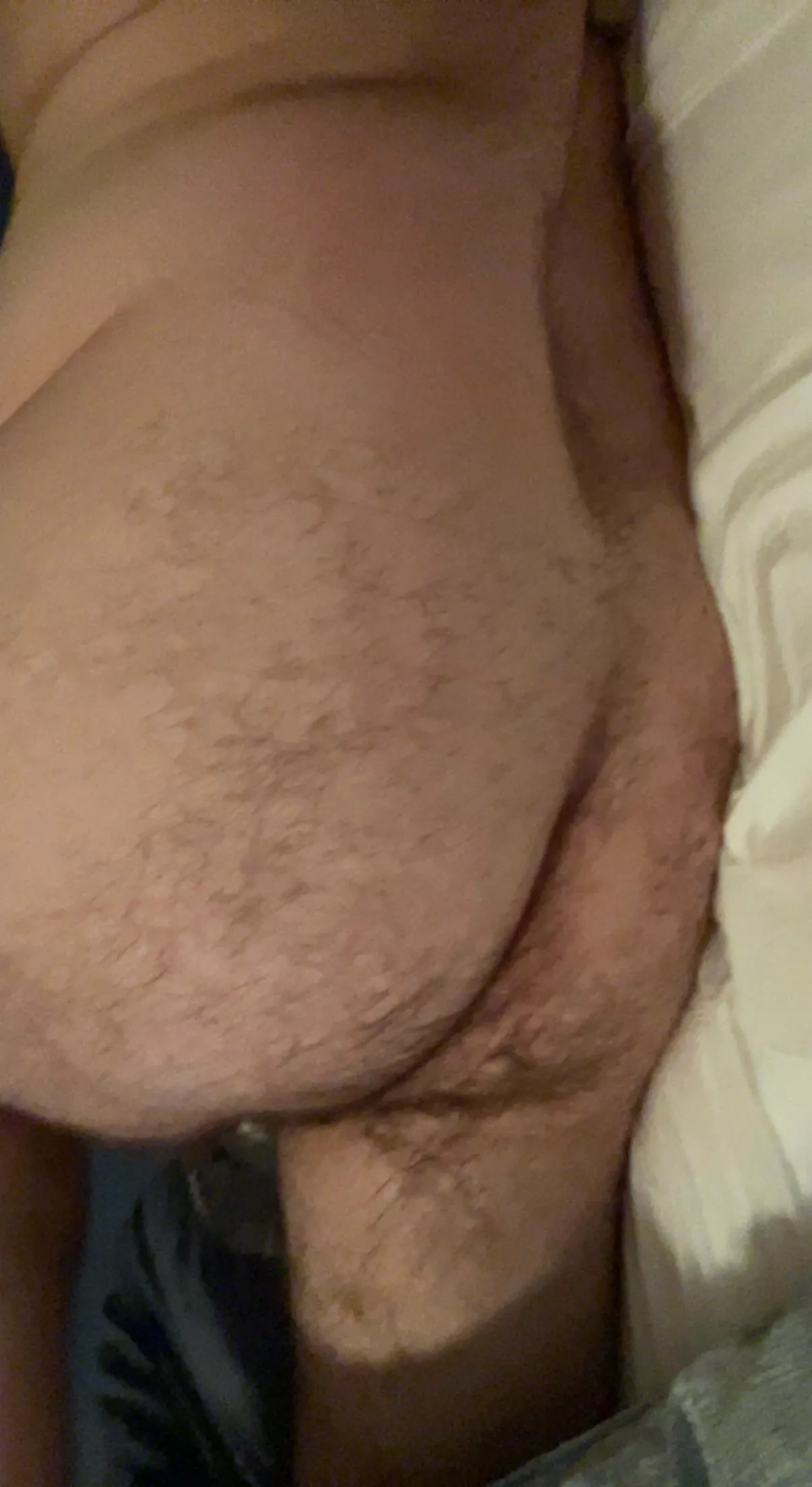 (47) stoner vers/bottom. Been a long sweaty work day and my ass is begging for cum.