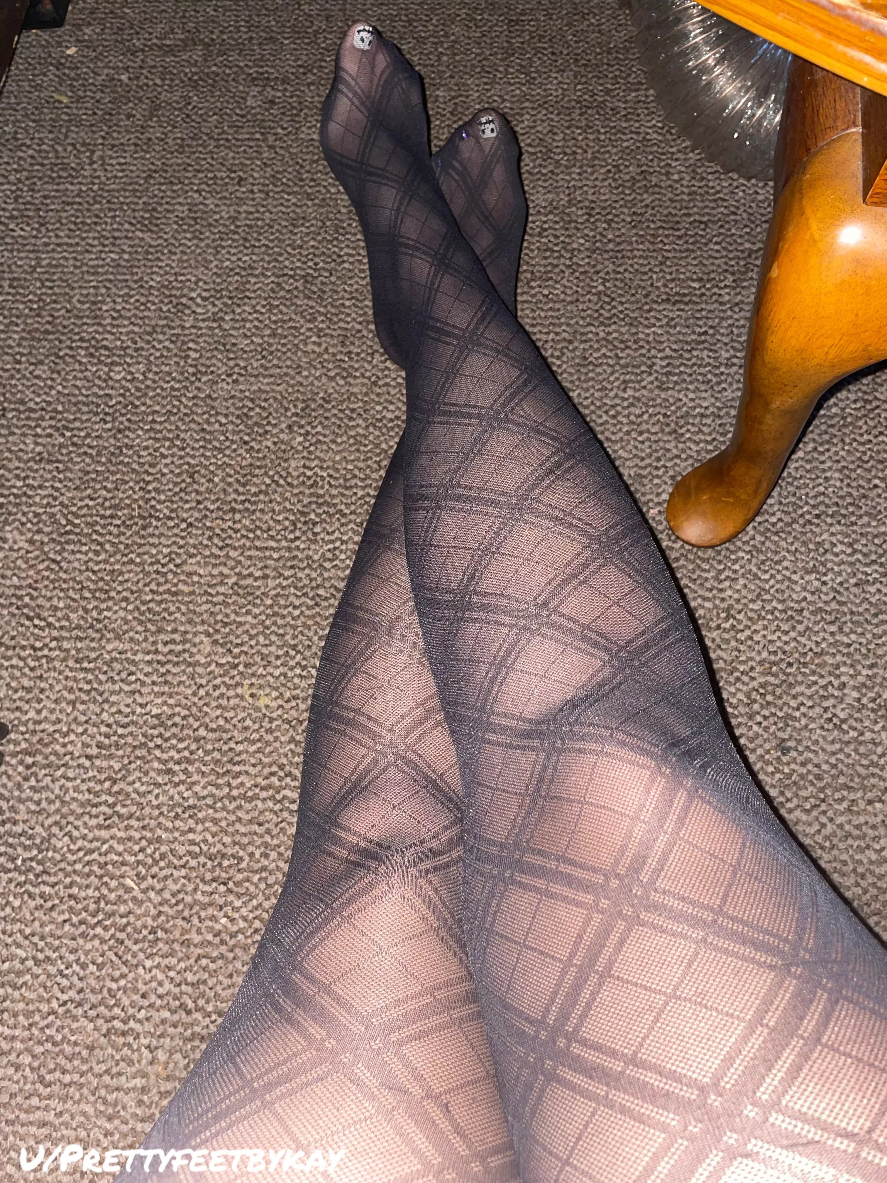 Black pantyhose while relaxing 🖤