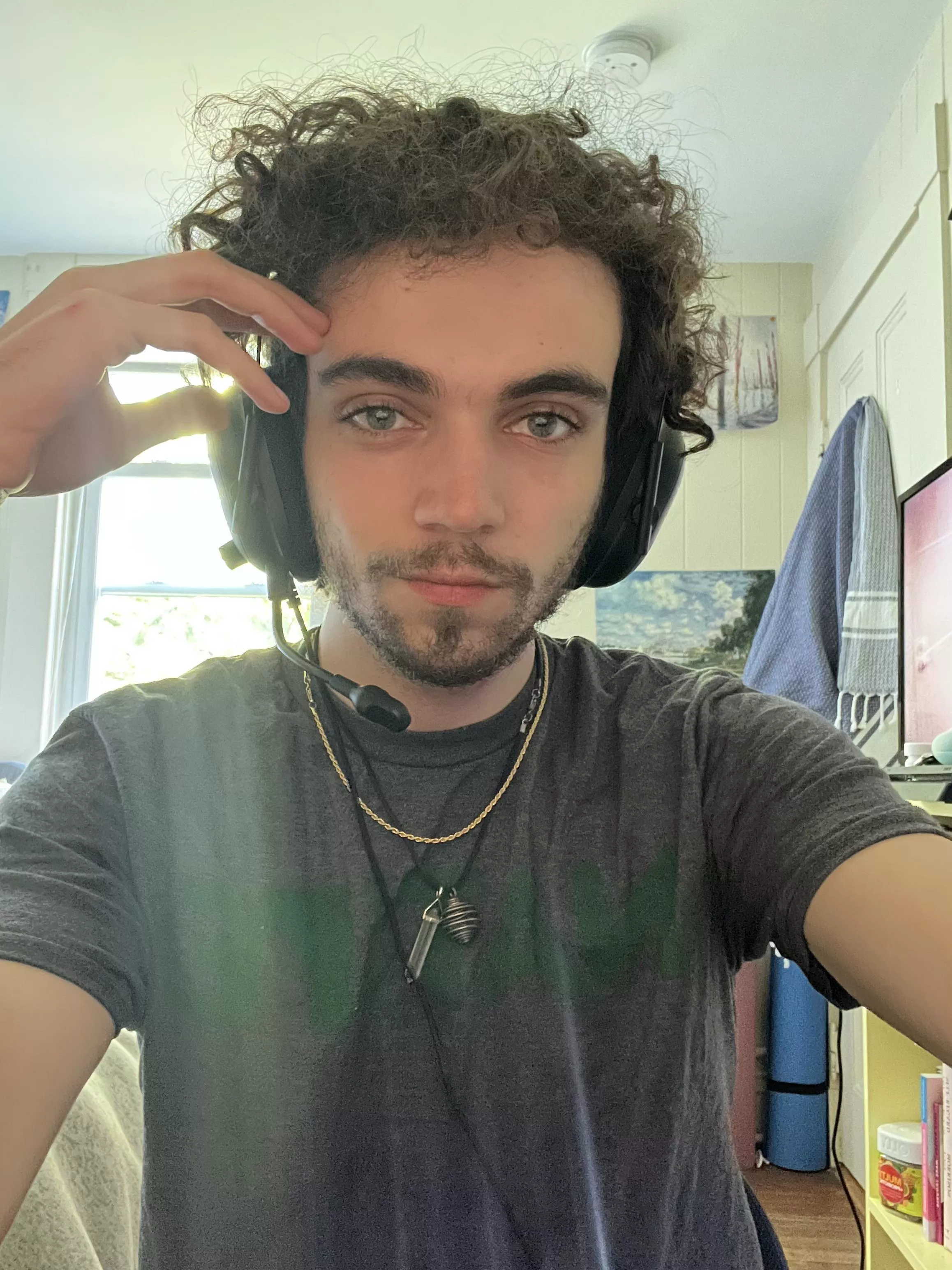 First couple nights off in weeks and I’m already going stir crazy! Send gaming buddies ASAP