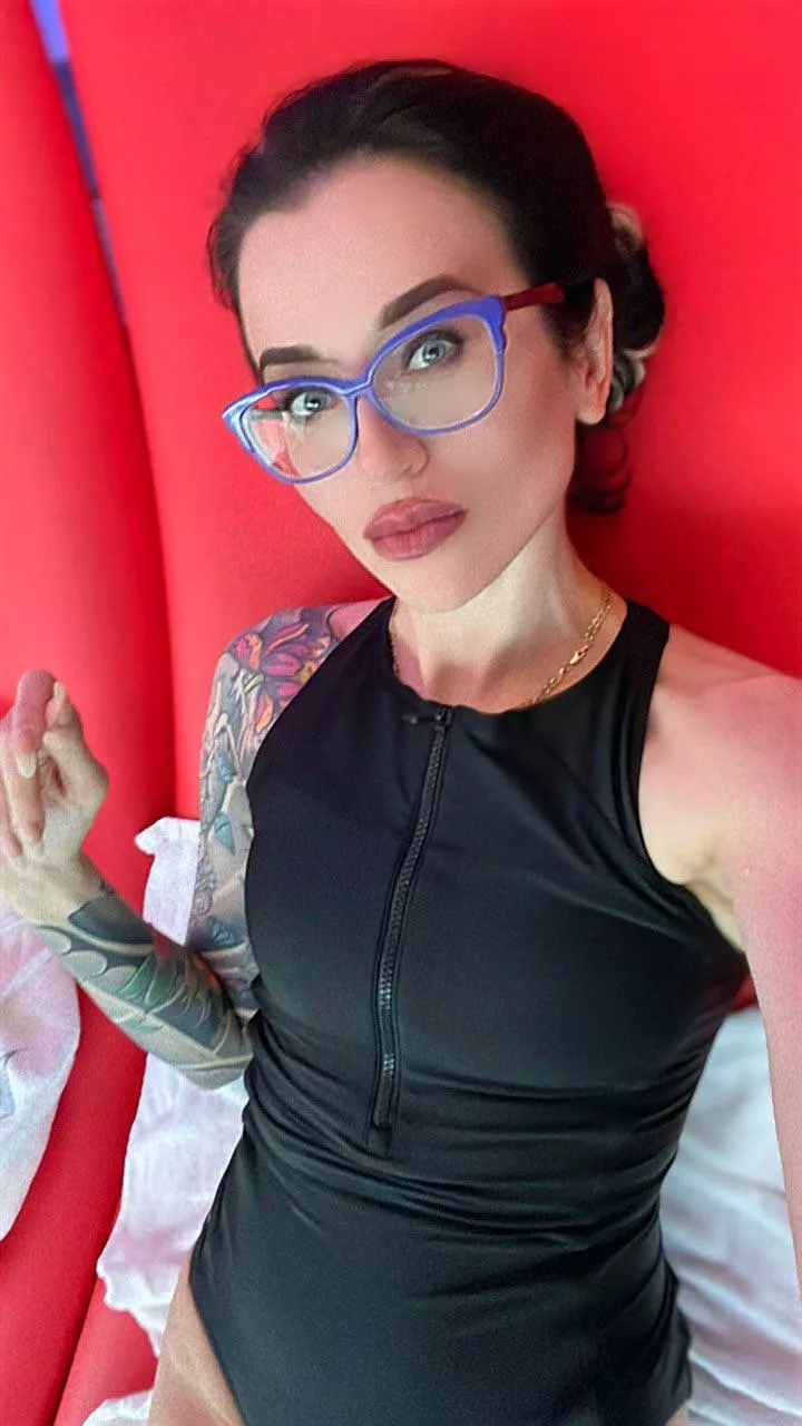 Good evening everyone ♥️