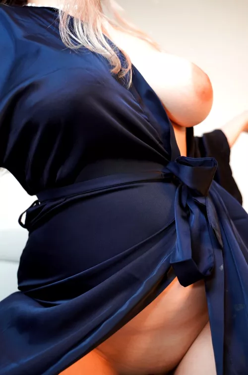 I am aware that U wanted to breed a Busty Girl