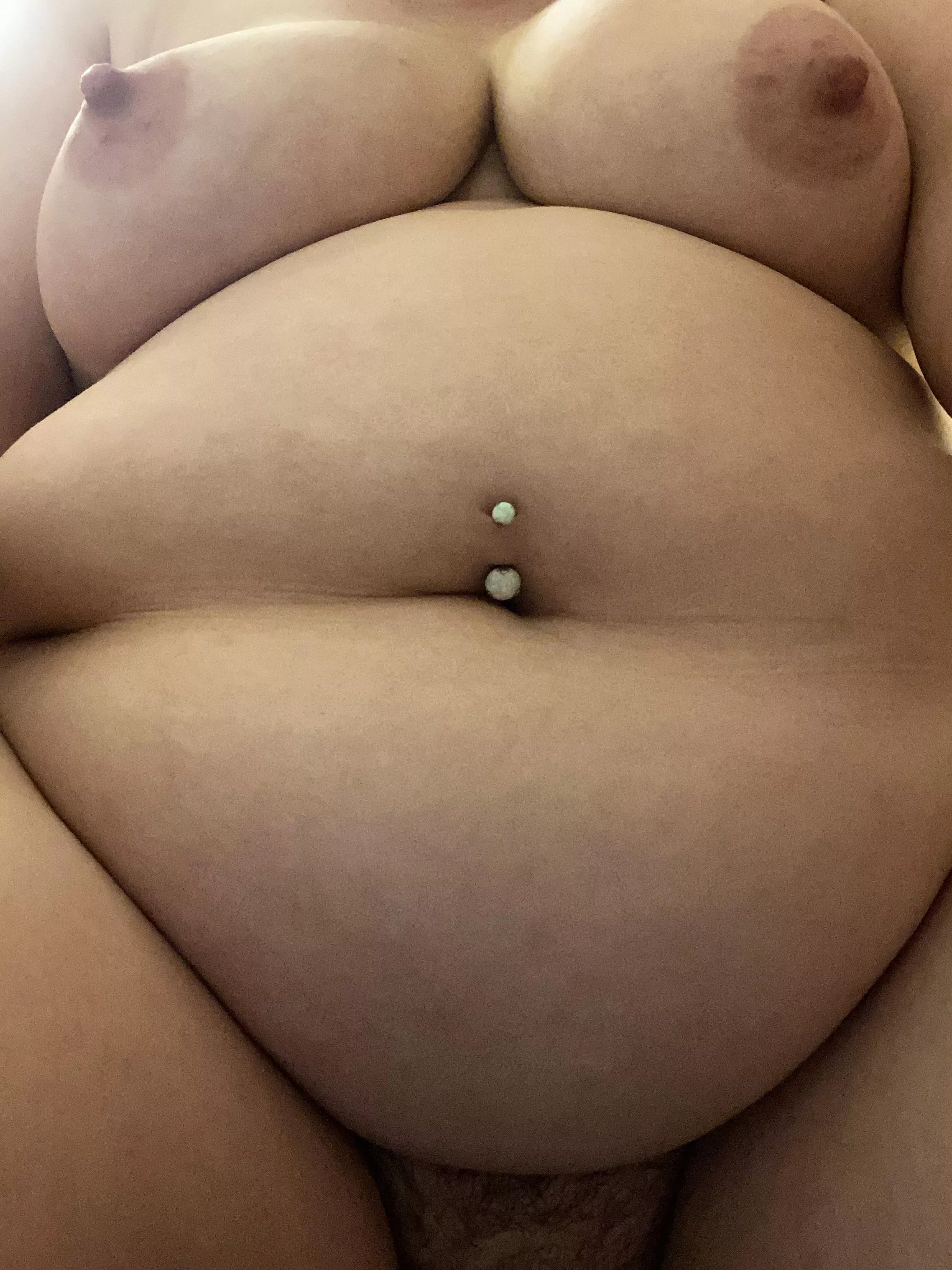 I got stood up last night so I’ll share my body with someone who will appreciate it.